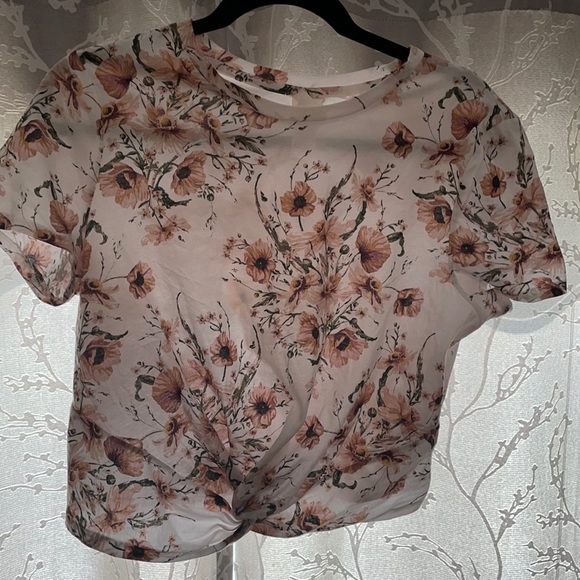 Crop top - Picture 1 of 3